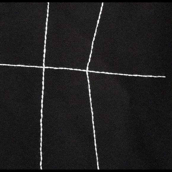 Zara White Topstitch Open Back Black Dress - Picture 7 of 9